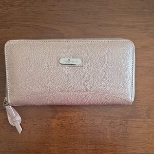 Rose Gold Leather Zippered Wallet